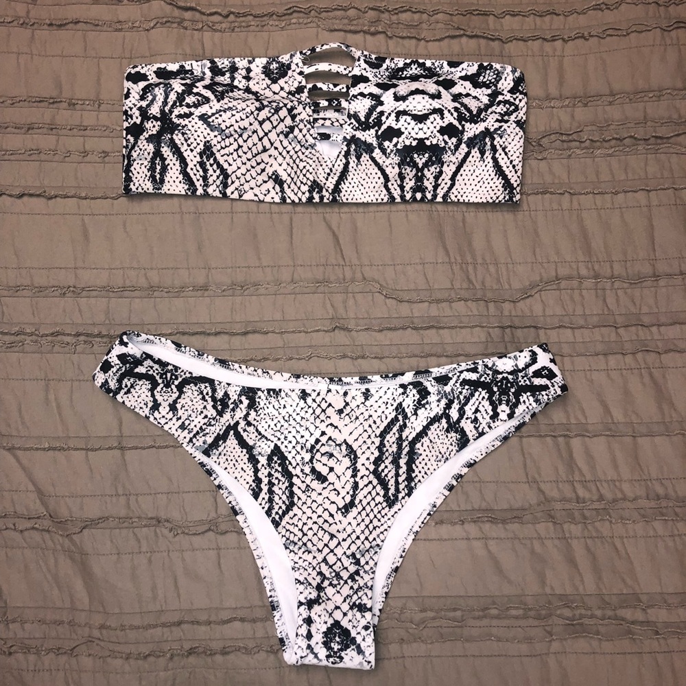 BRAND NEW!! Shein Bikini